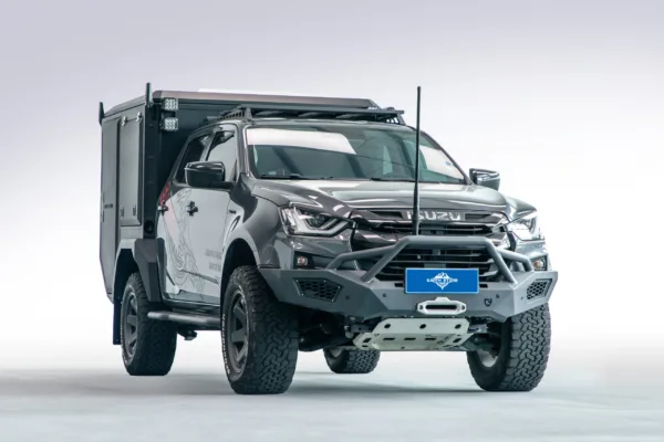 IMG_1150-3-scaled-1.jpg ISUZU D-MAX ES3110